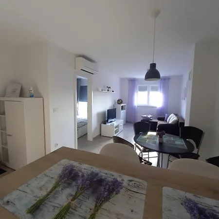 Apartman Velebit Pula
